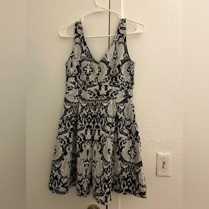 5/$20 black and white mini floral sundress